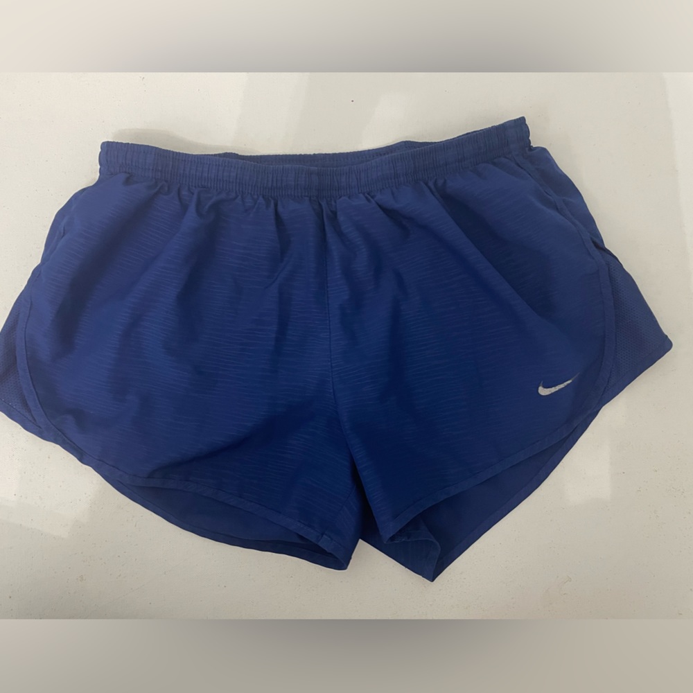 Nike running shorts M